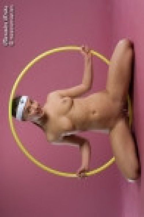 naked-gymnast scene